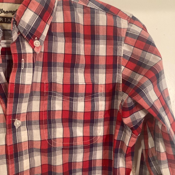 Wrangler long sleeve button up (kids) - Picture 2 of 5